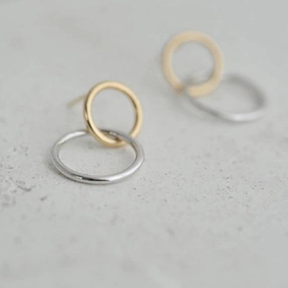🎉hp🎉new Gold/Sterling Silver Double Circle Earrings - Picture 4 of 11